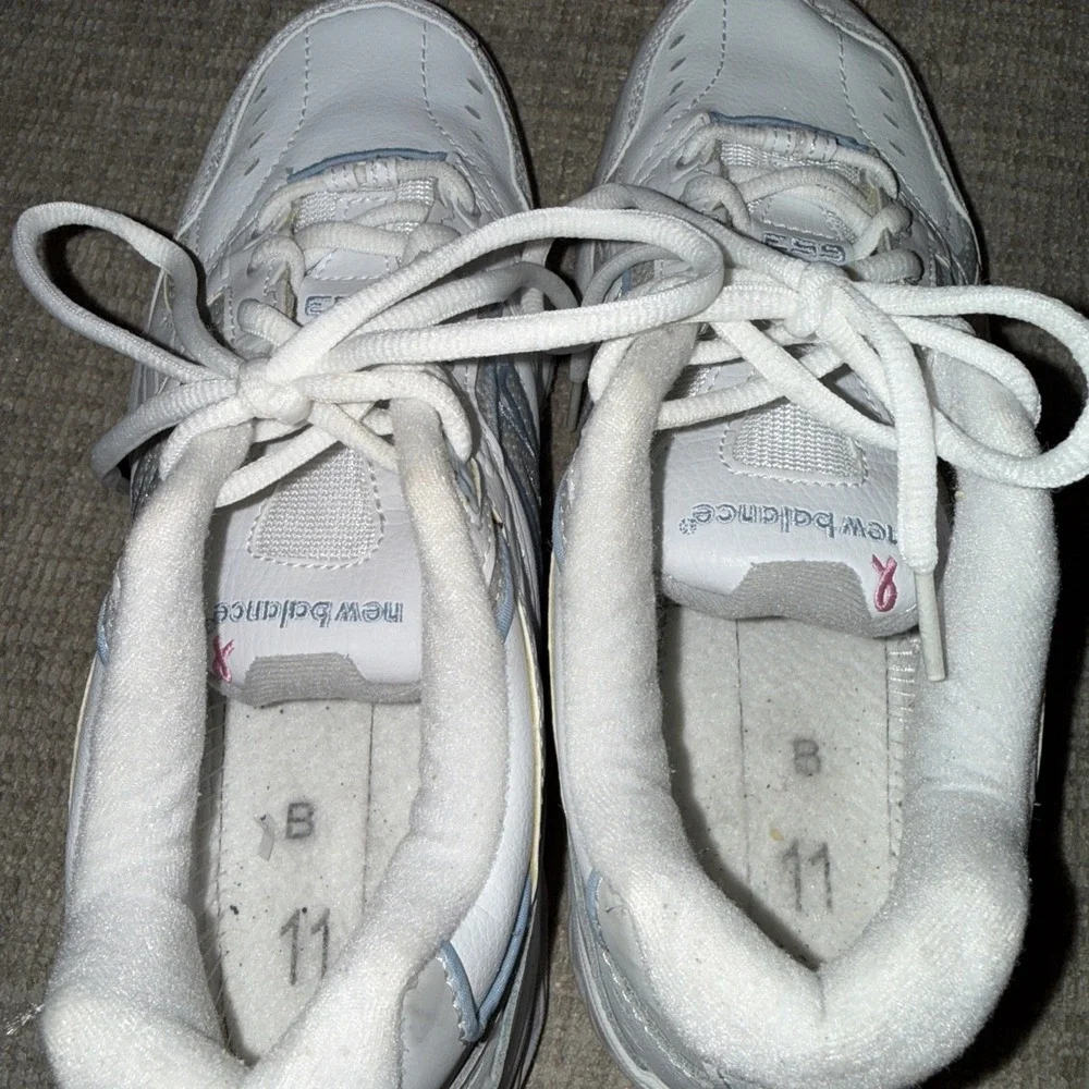 New Balance 653‎ Women's Size 11 White Blue Chunky Tennis Shoes Sneakers